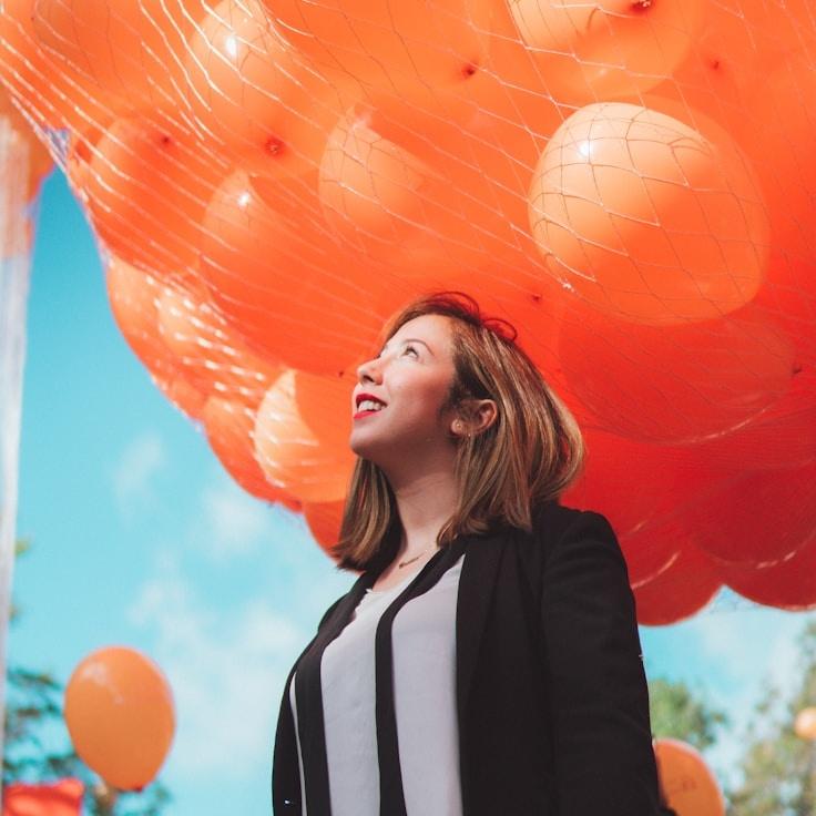 Jordan Kim, Client Relations Director, discussing corporate gifting strategy with business clients